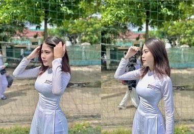 Kiều Oanh cười khúc khích khi bị nện